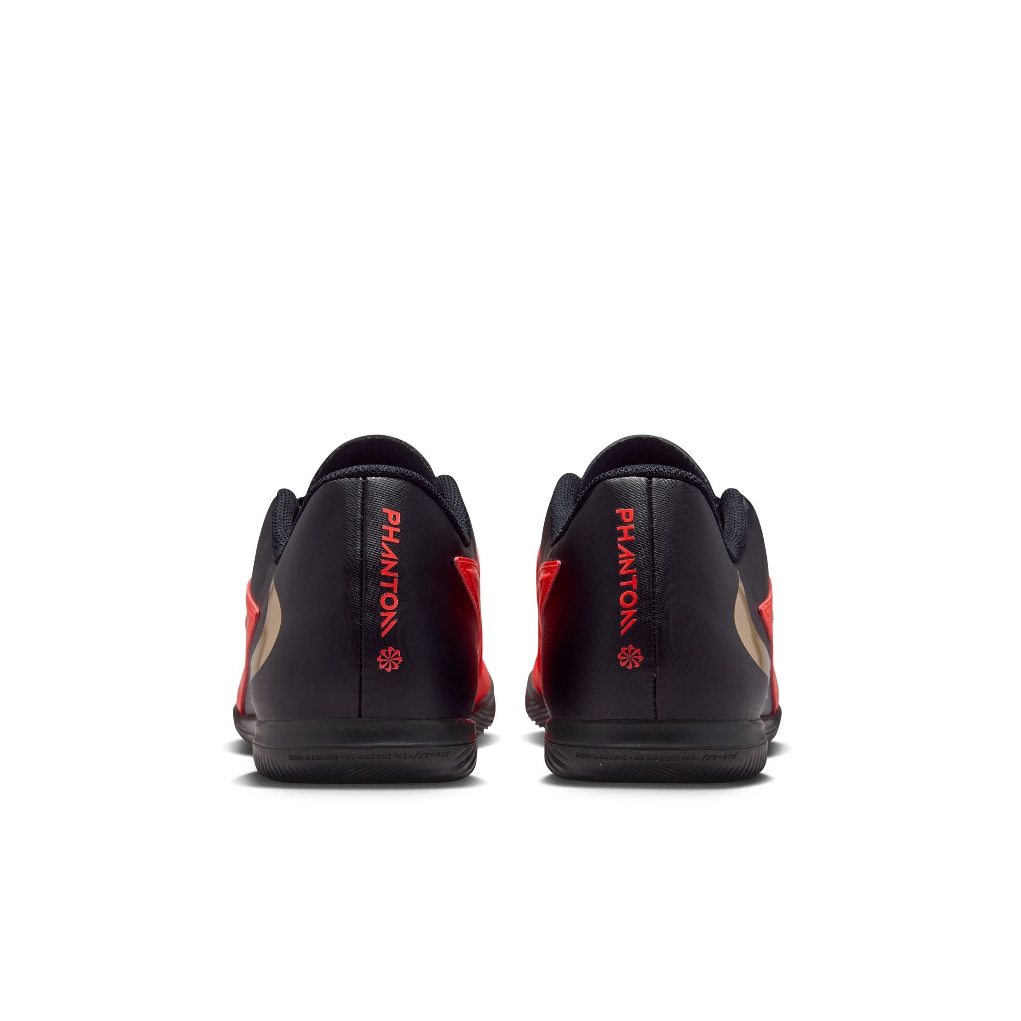 Nike Phantom 6 Low Club IC - HQ2323-600