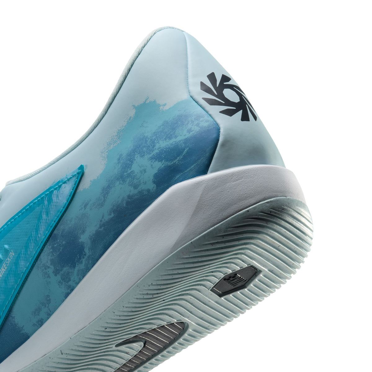 Nike Phantom 6 Low Academy IC "Erling Haaland" - IQ6397-401