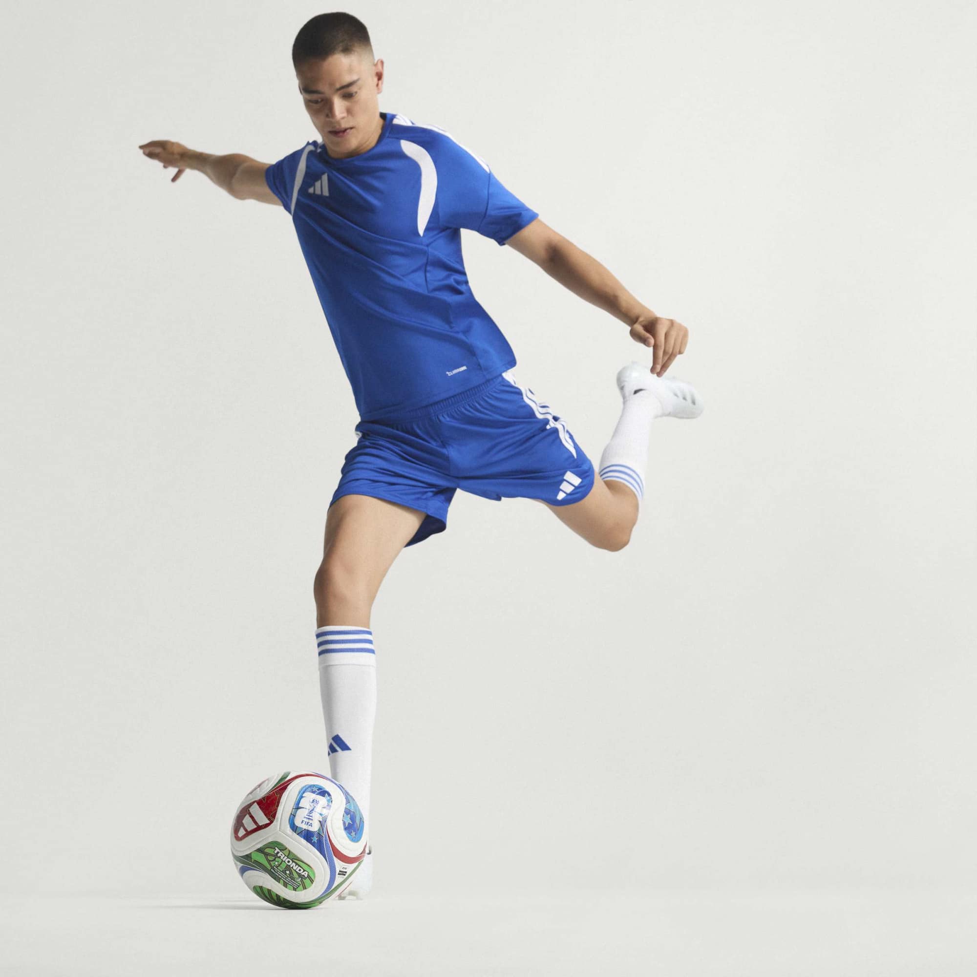 Adidas FIFA World Cup 26™ Trionda Pro Ball - JD8021