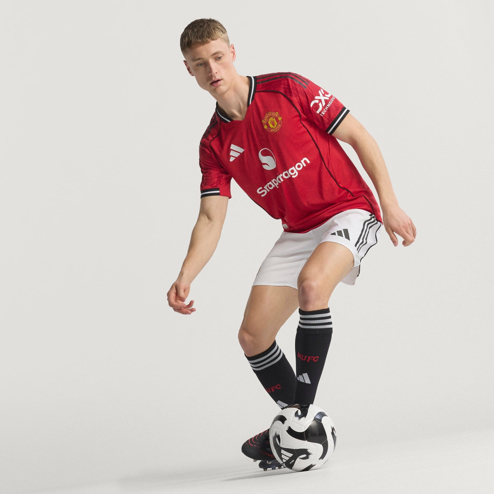 Adidas Manchester United 2025/26 Authentic Home Jersey -JI7429