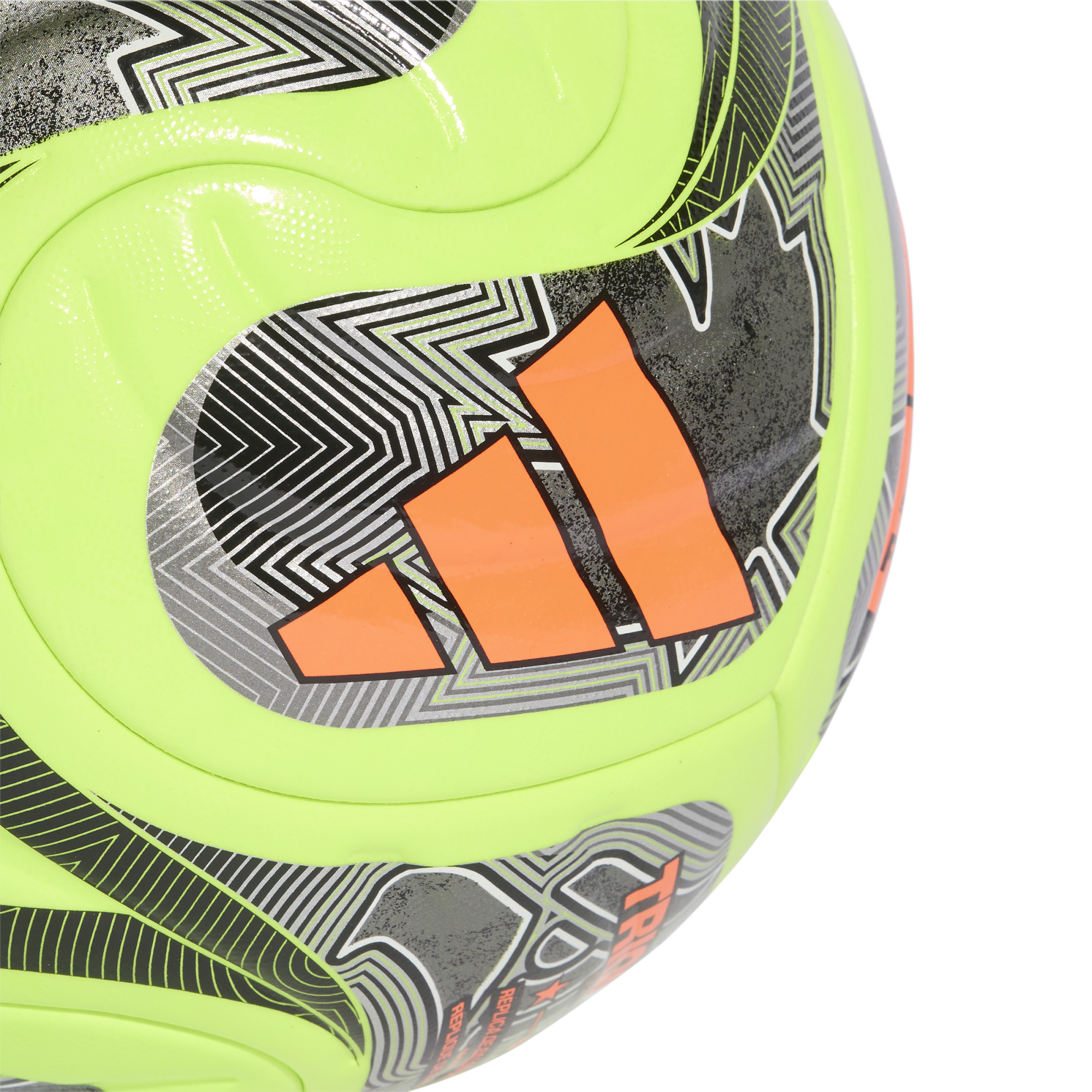 Adidas FIFA World Cup 26™ Trionda Competitive Winter Ball - JV6223