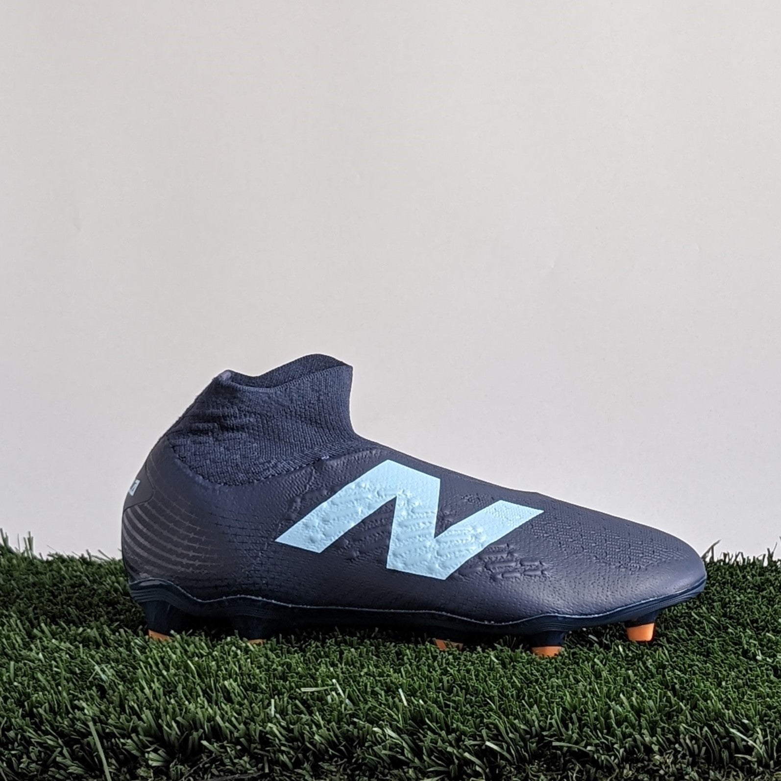 New balance outlet tekela magia fg