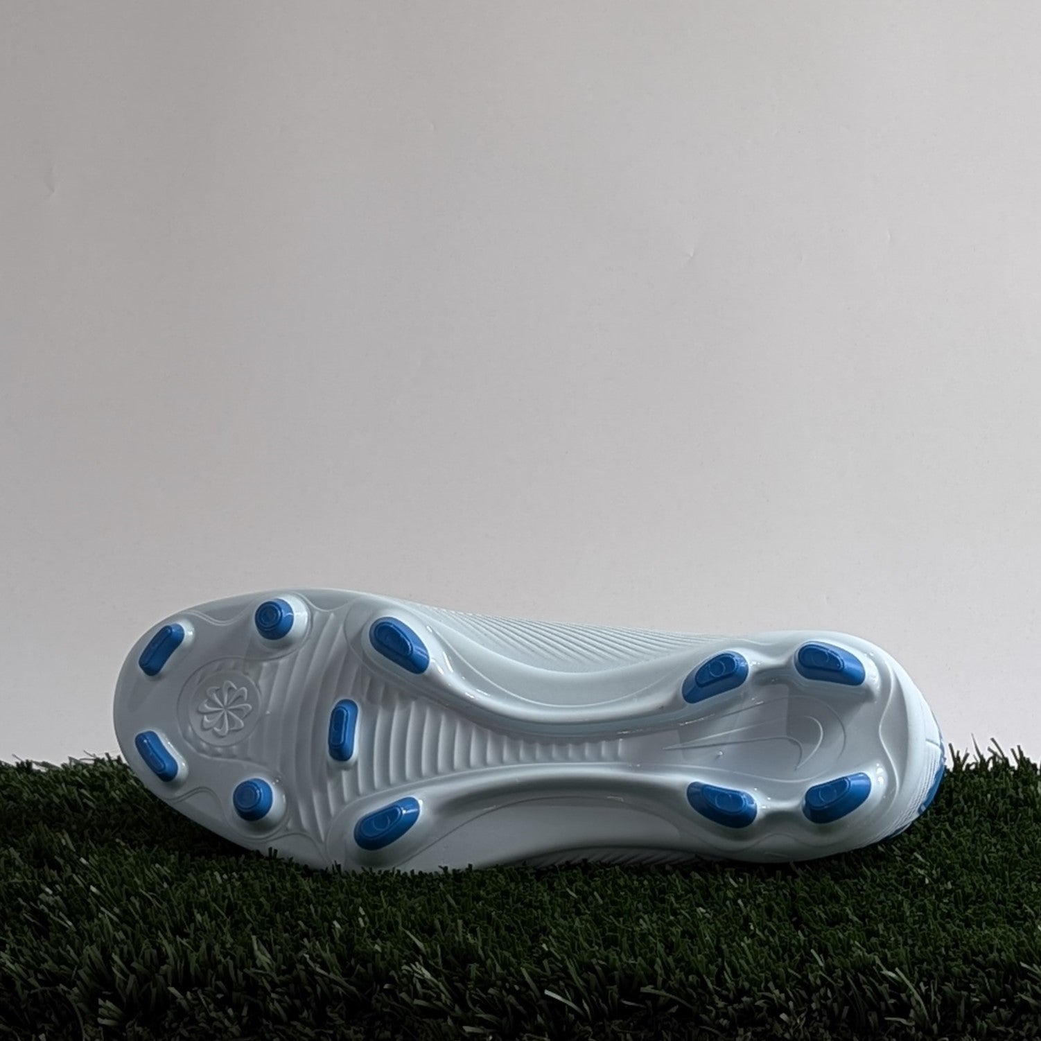 Nike Vapor 16 Club FG/MG - FQ8441-400