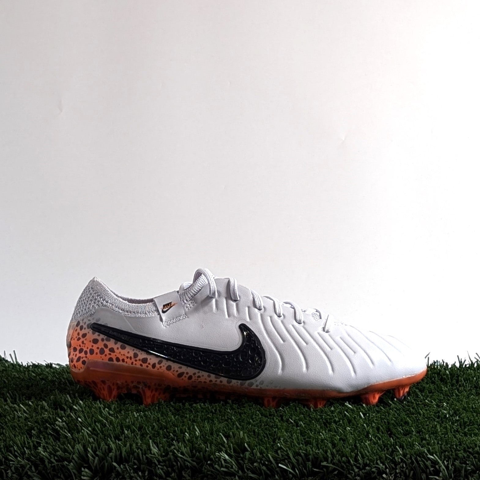 Nike Legend 10 Elite Electric FG - FQ3249-900