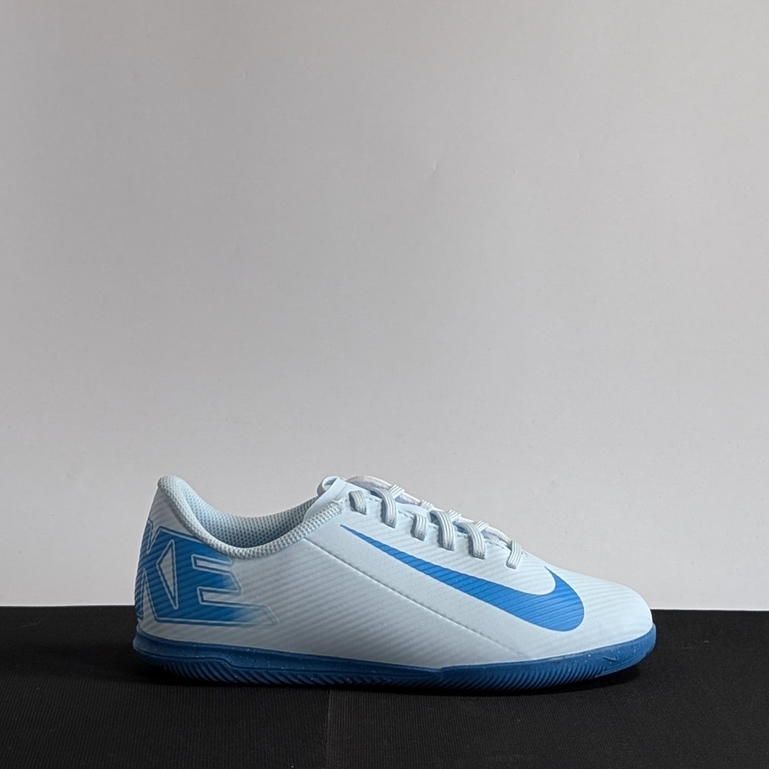 Nike Jr Vapor 16 Club IC - FQ8289-400