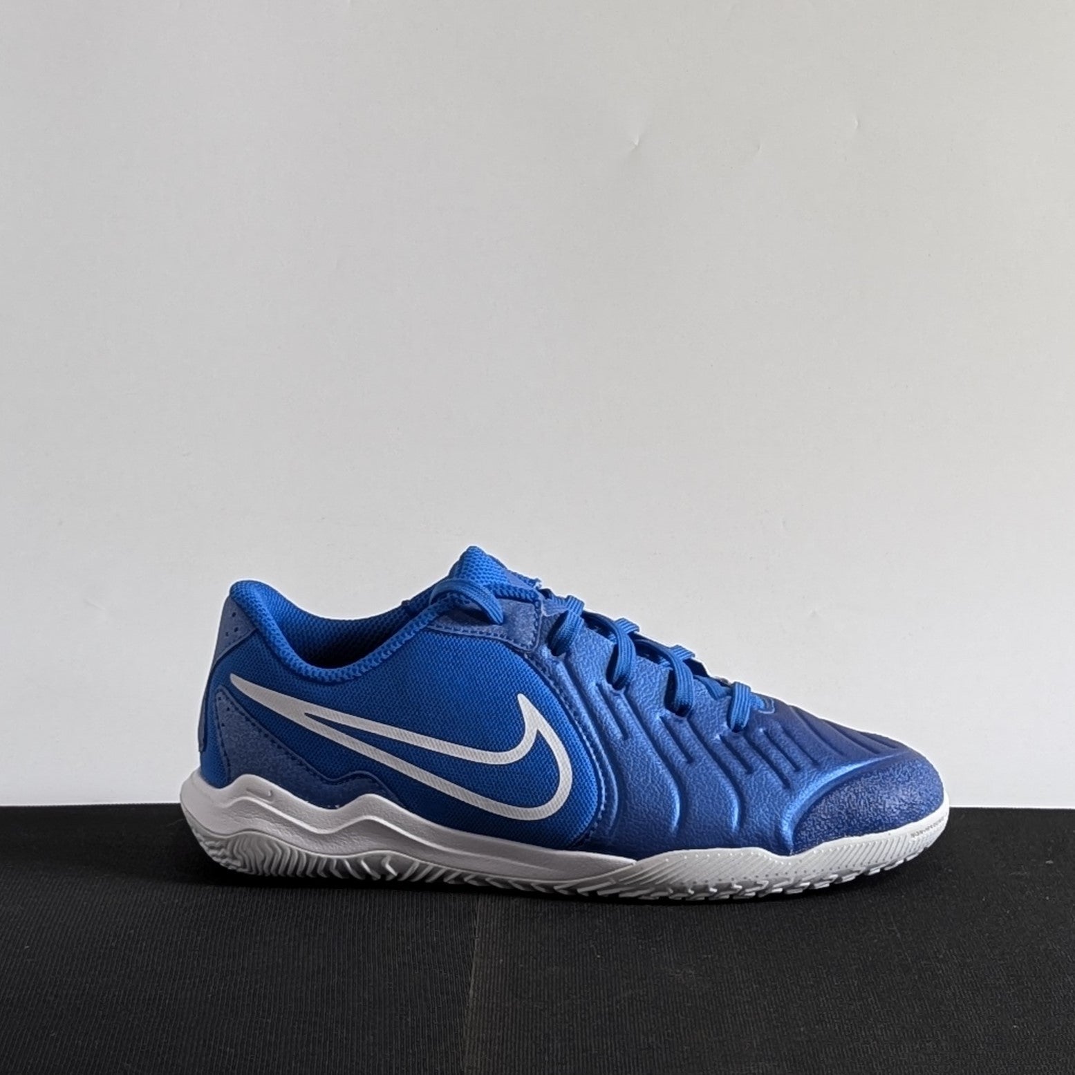 Nike Jr. Legend 10 Academy IC - DV4350-400