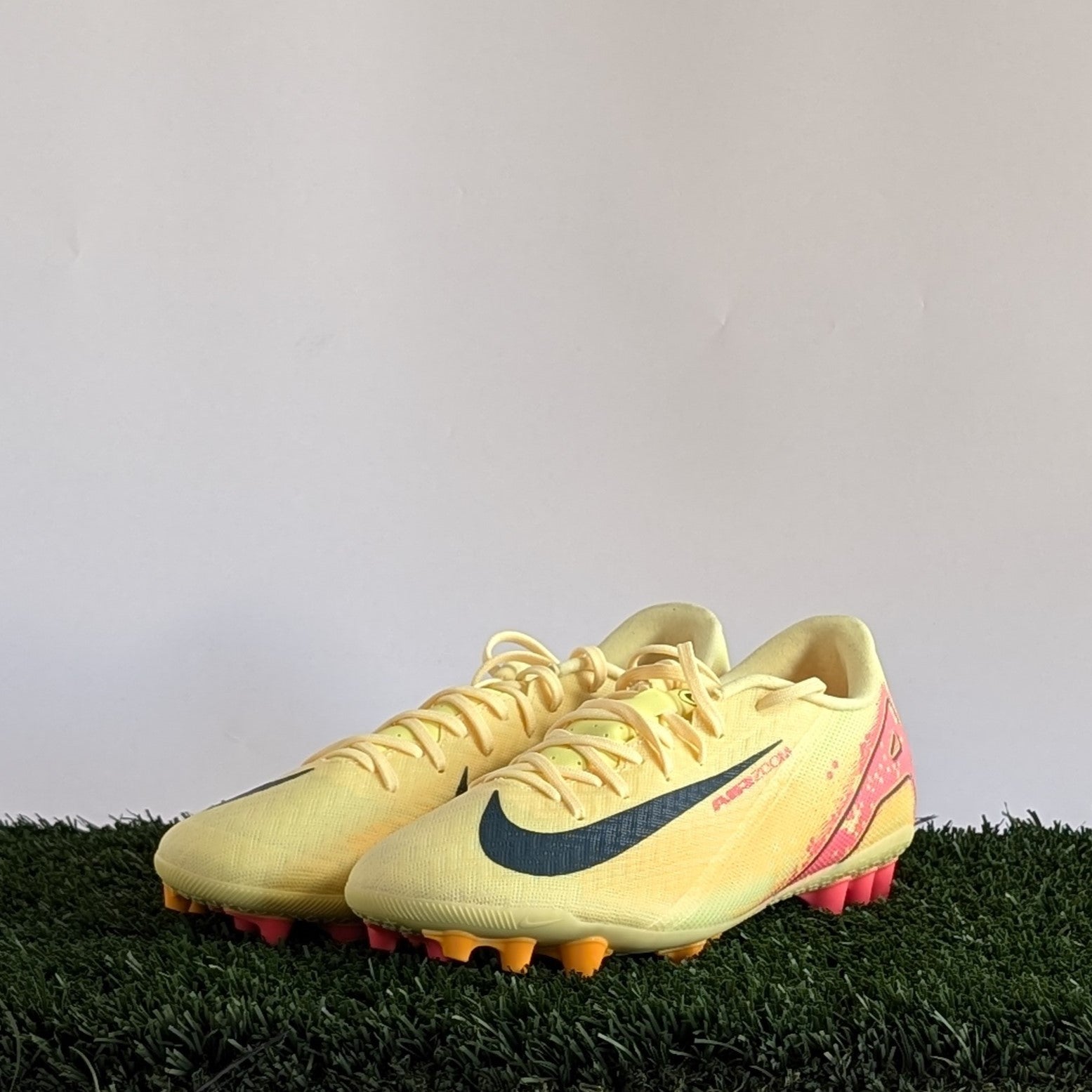 Nike Zoom Vapor 16 Academy KM AG - FQ8365-800