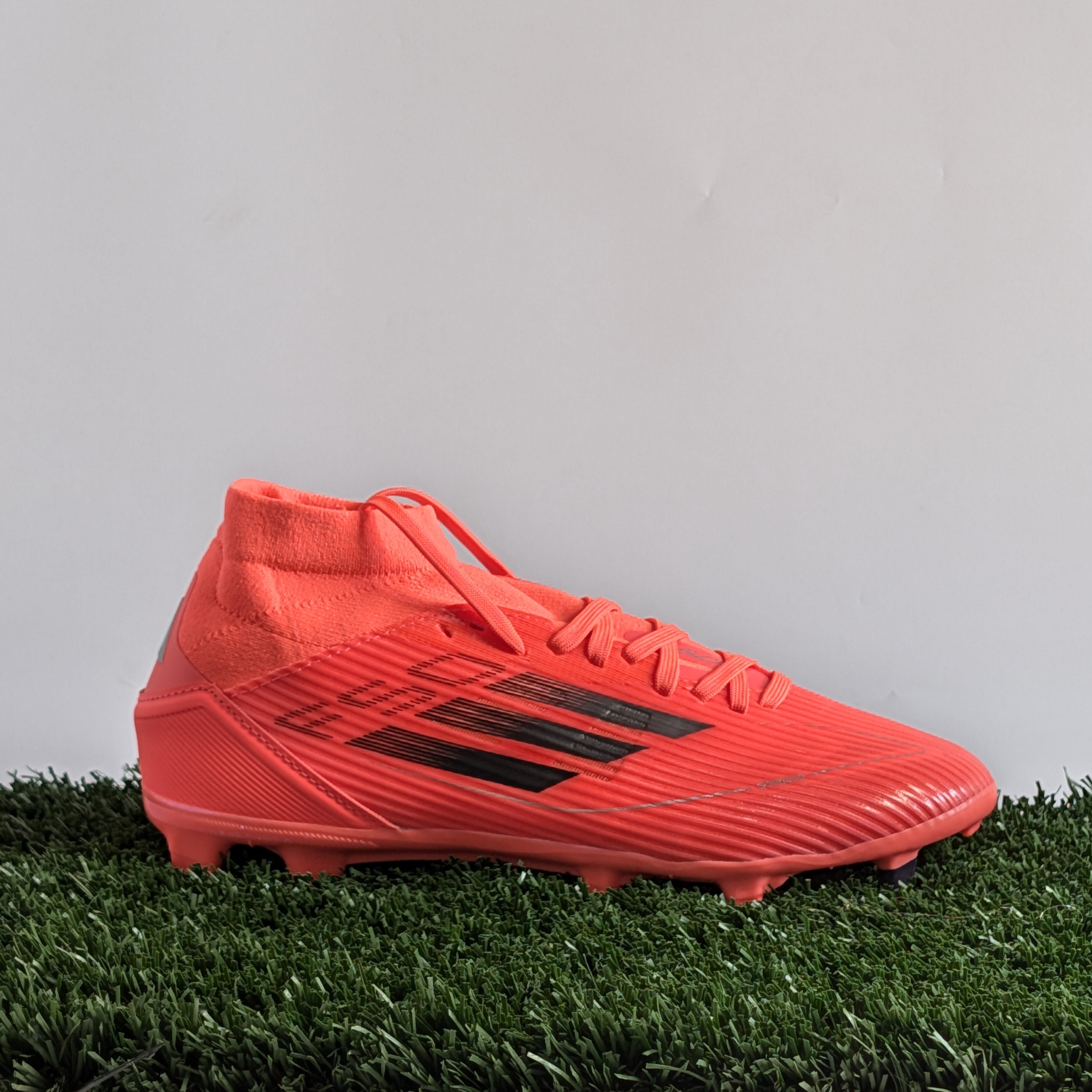 Adidas F50 League Mid FG/MG W - IH3813