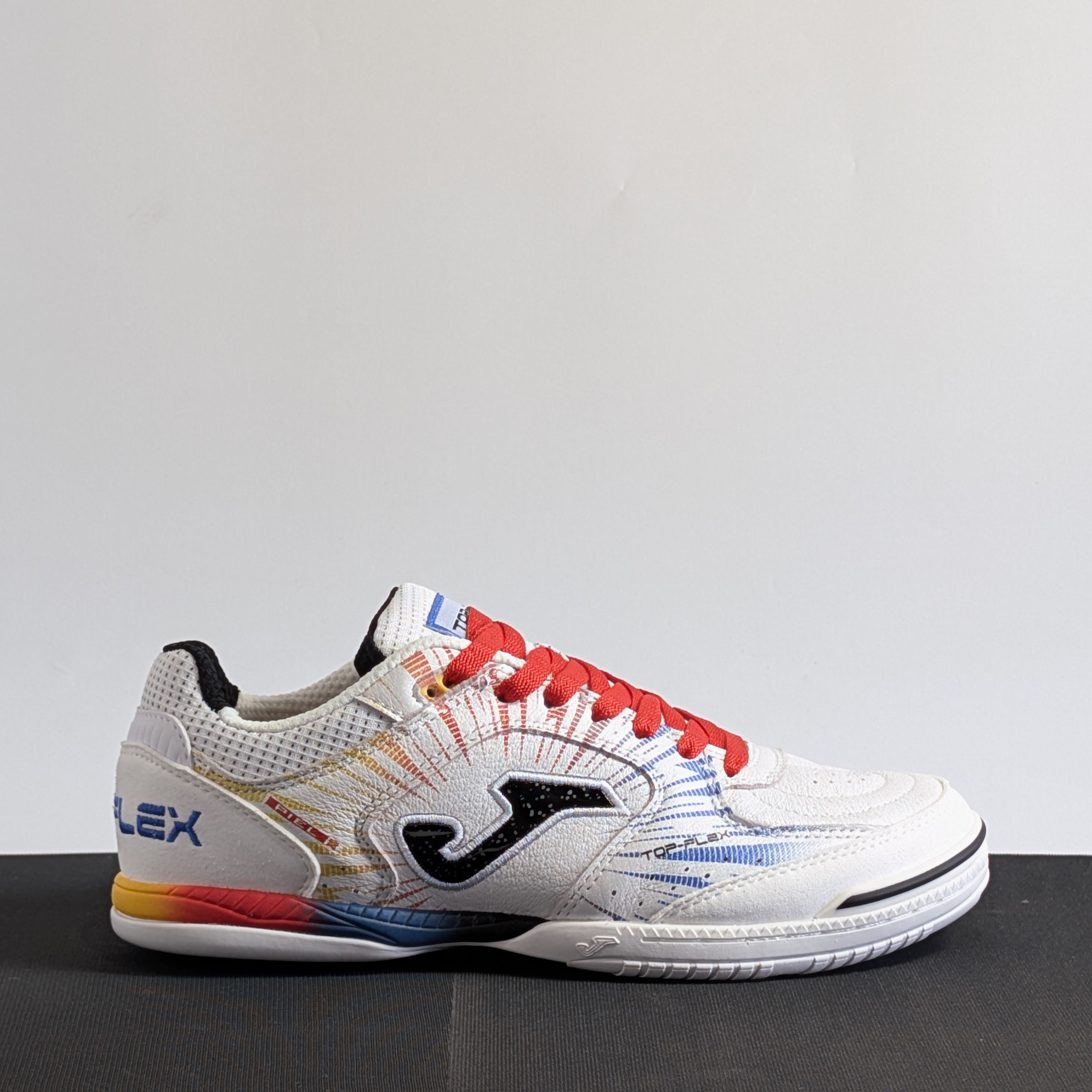 joma / TOP FLEX 2476 IN (23.5) W杯限定カラー Futsal shoes Top Flex 24 indoor white red | JOMA®