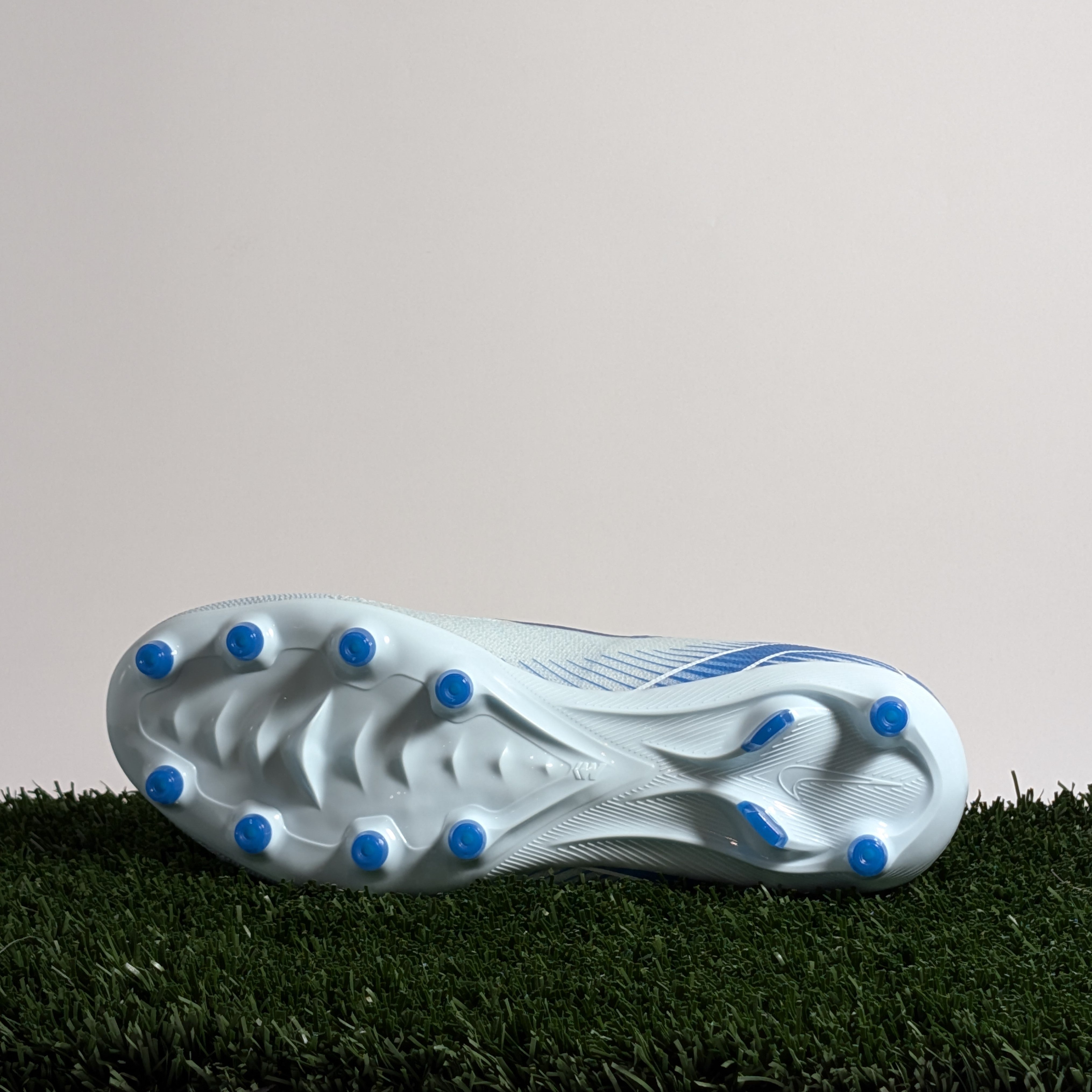 シューズ Nike ZM VAPOR 16 Pro AG-PRO 25cm Nike ZM Vapor 16 Pro AG-Pro - Influence Sport