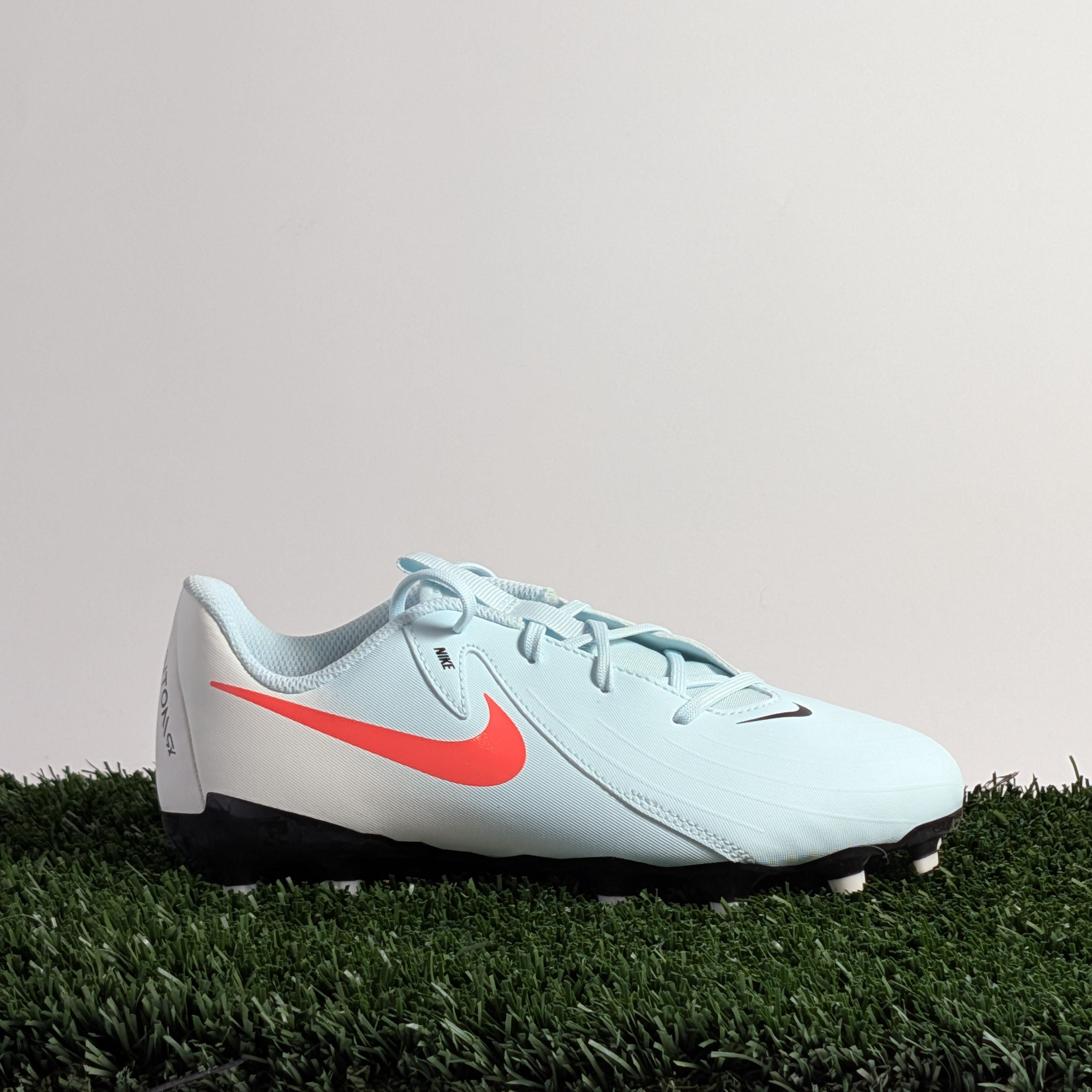 Nike JR Phantom GX II Academy FG/MG- FD6722-300