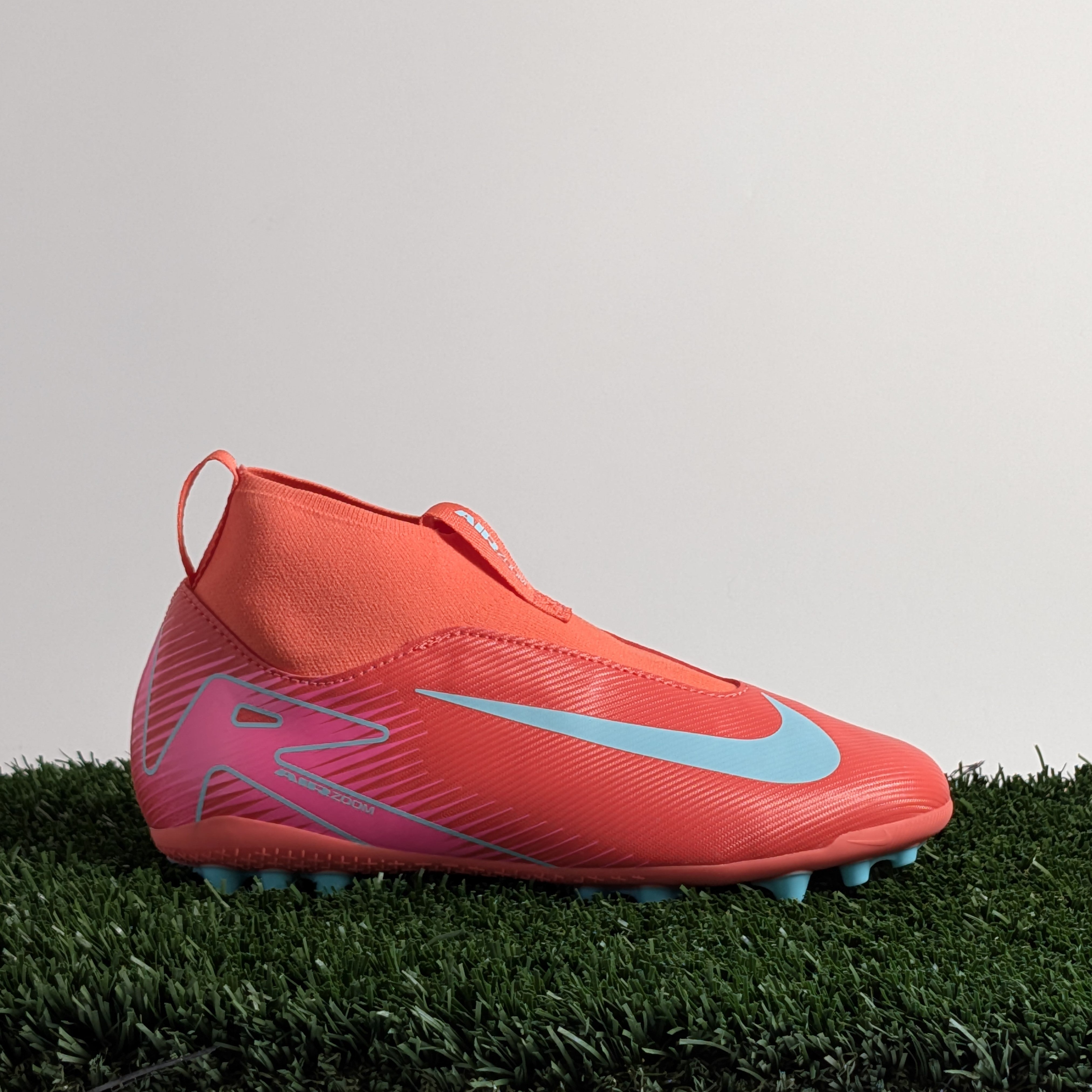 Nike サッカースパイク　SUPERFLY8 ACADEMY AG 26.5 Nike Jr Superfly 10 Academy AG - FQ8308-800