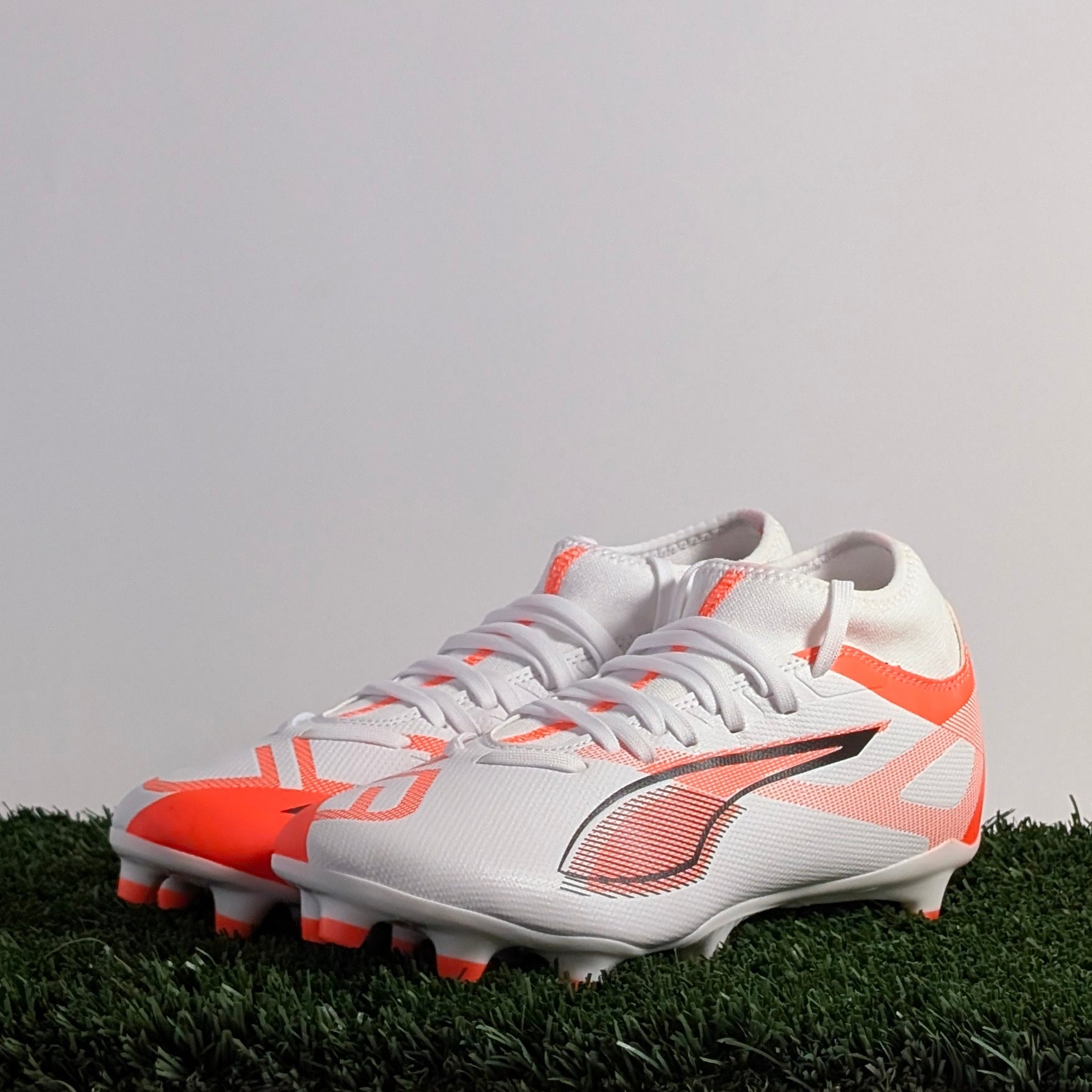 Puma Ultra 5 Play+ FG/AG - 108168 01