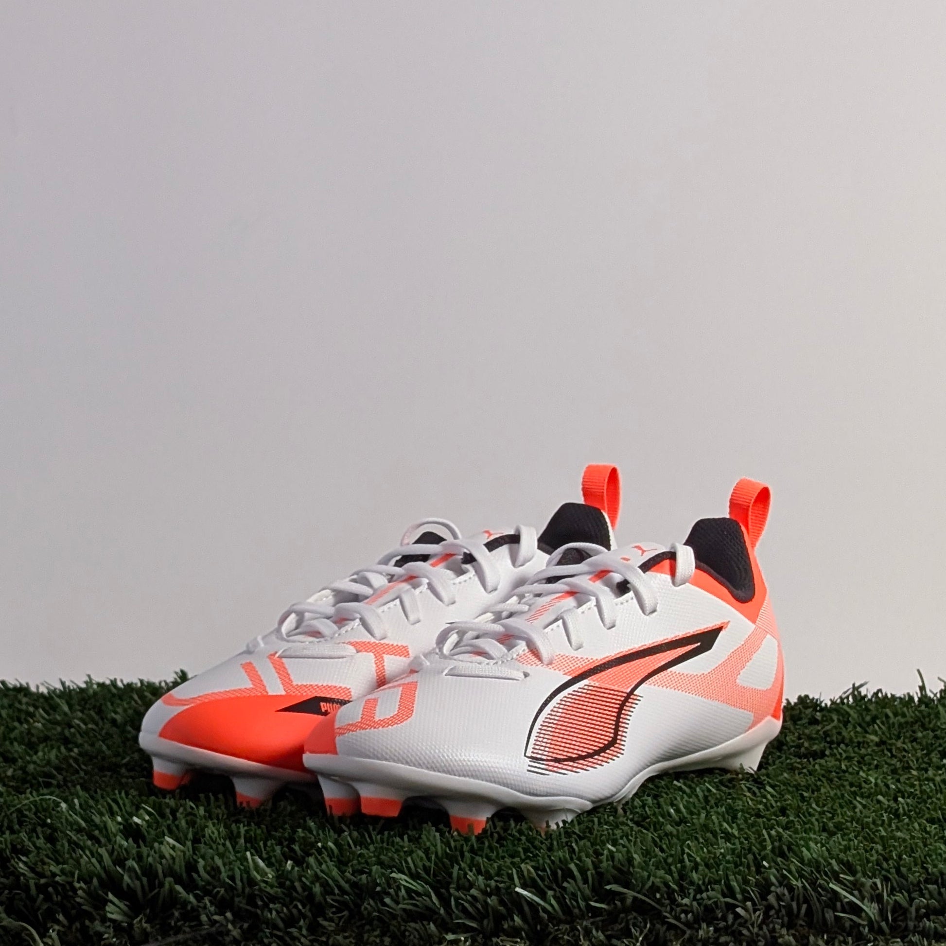 Puma Ultra 5 Play FG/AG Jr - 108170 01