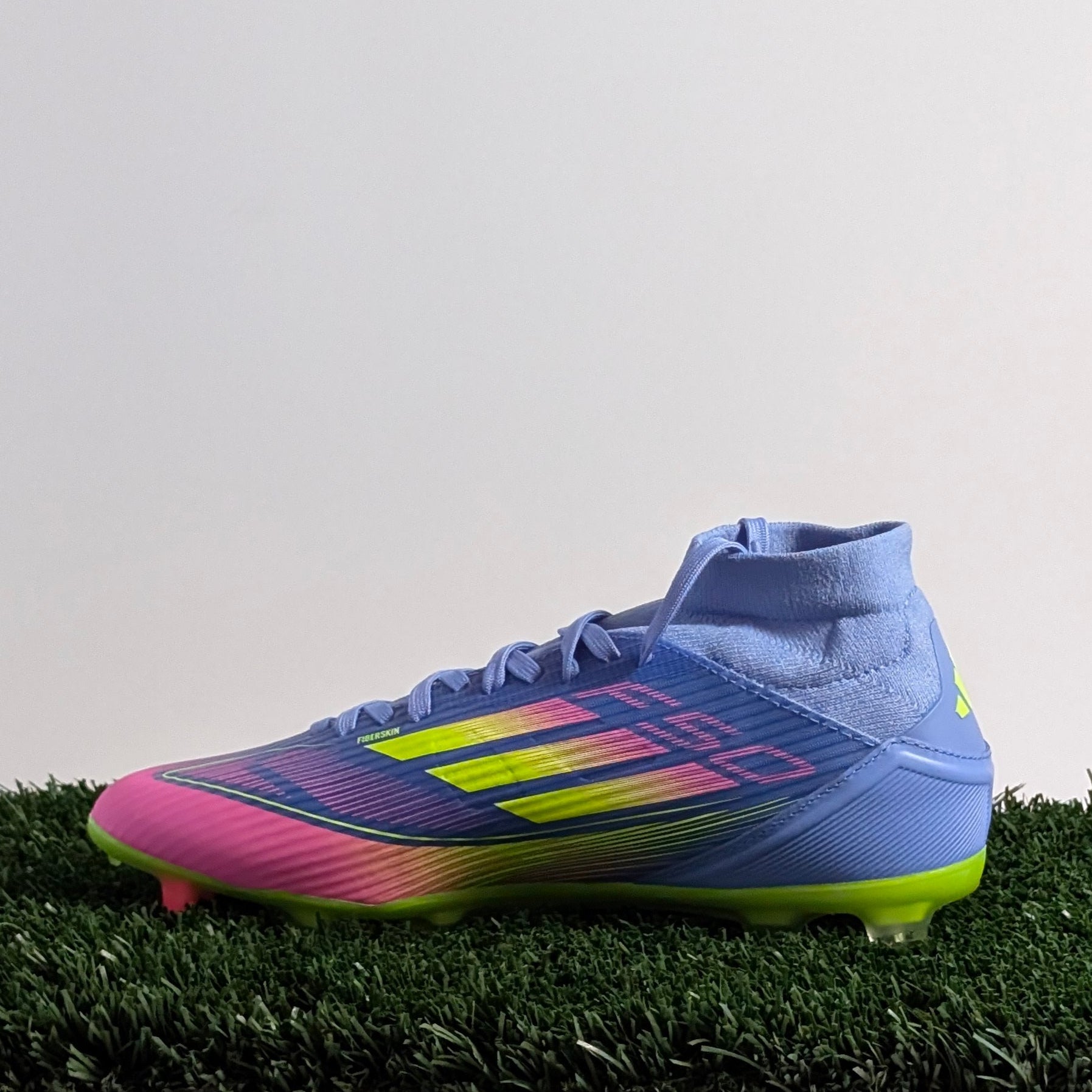 Adidas F50 League FG/MG Mid Women's - IH3862