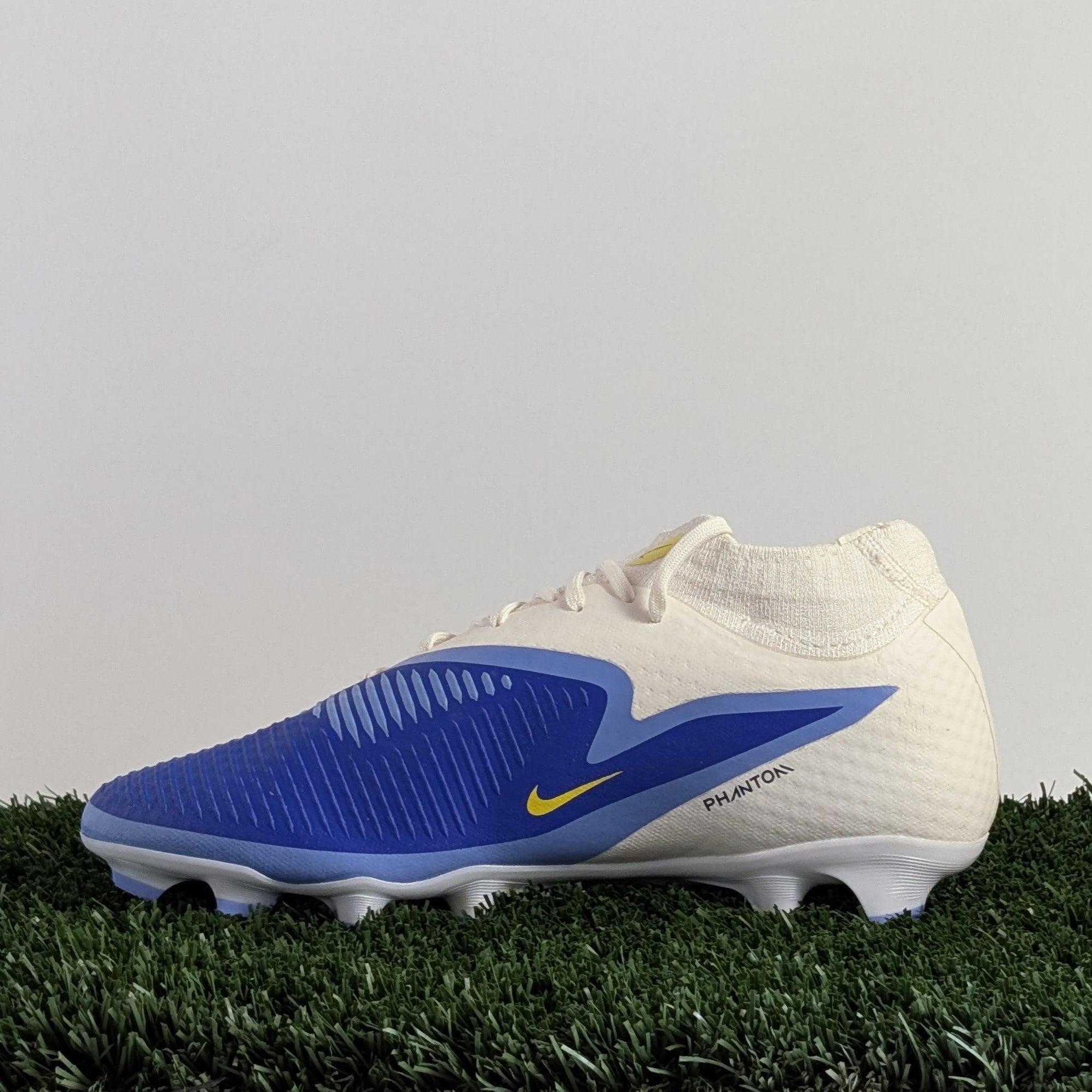 Nike Phantom 6 High ACAD FG/MG LV8 - HQ2279-400