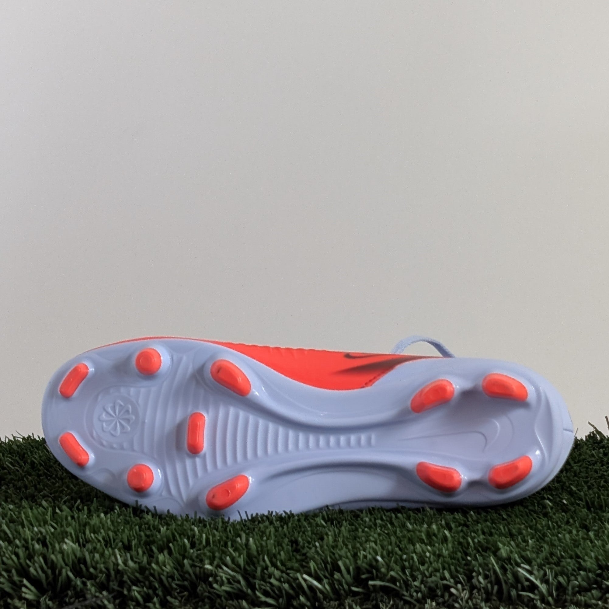 Nike Phantom 6 High Club FG/MG - HQ2275-400