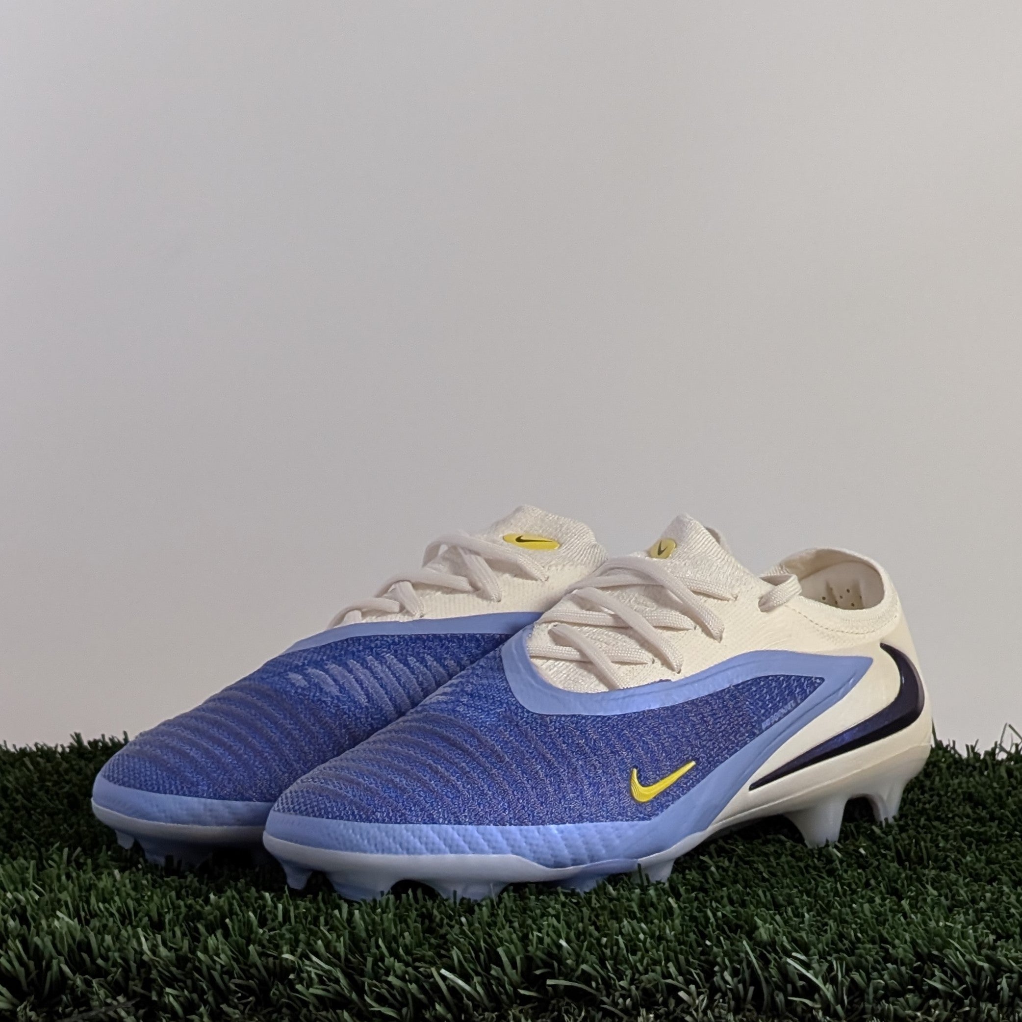 Nike Phantom 6 Low Elite FG LV8 - HQ2331-400