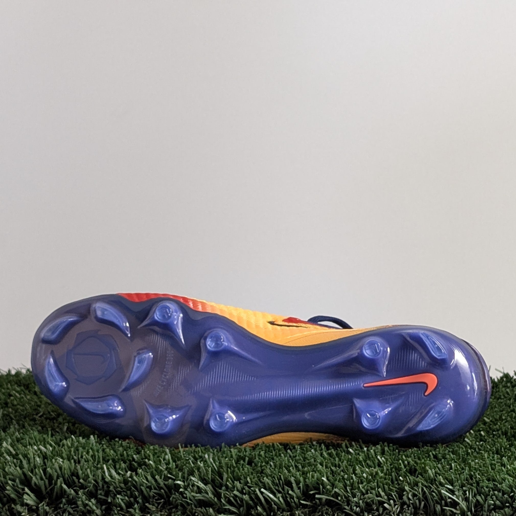 Nike Phantom 6 Low Elite FG EH - HQ2332-800