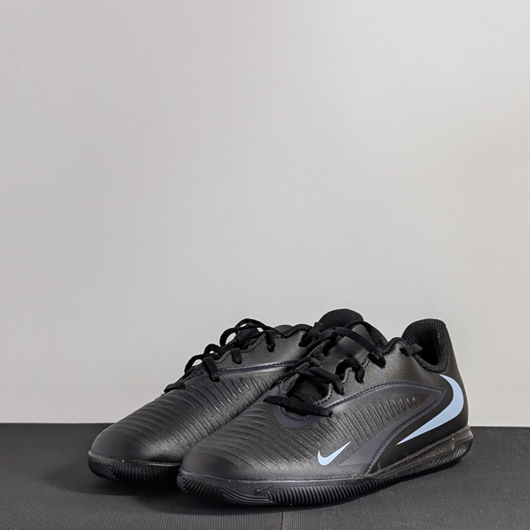 Nike Phantom 6 Low Club IC Jr - HQ2031-003