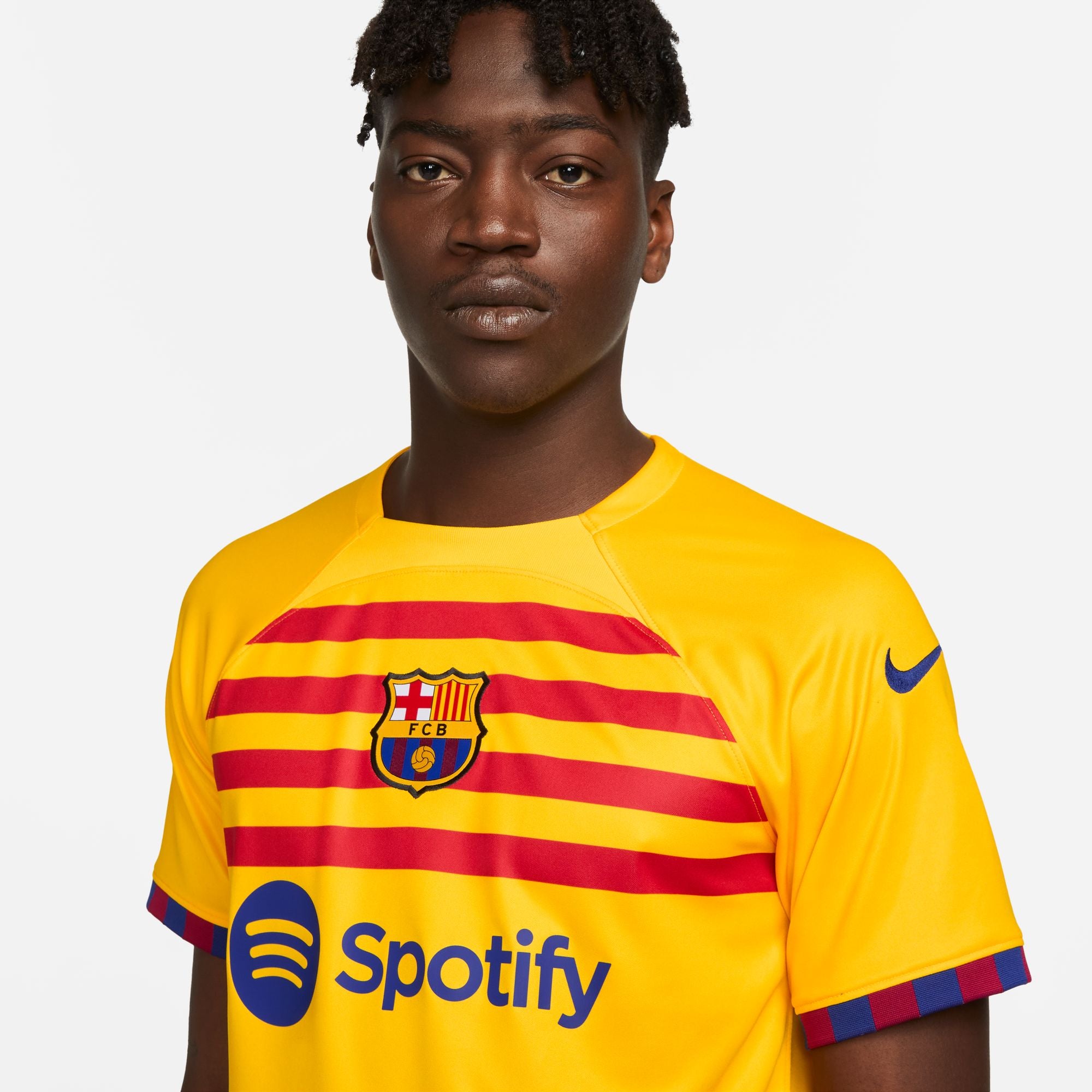 Barcelona soccer kit online