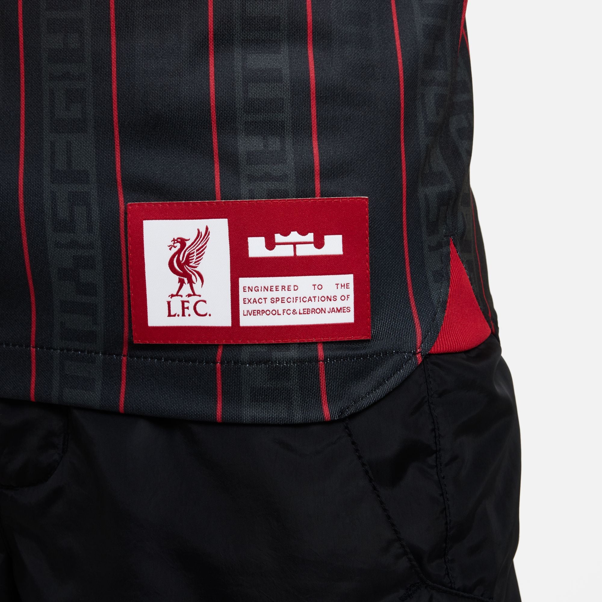 Nike Lebron x Liverpool Youth Jersey - FD0628 061